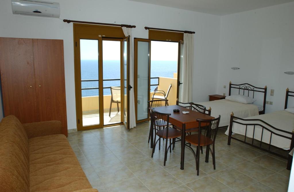 Sfinias Apartments Kali Limenes Rum bild